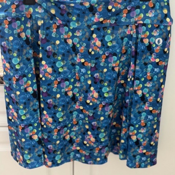 Dona Jo Skorts - Picture 1 of 3